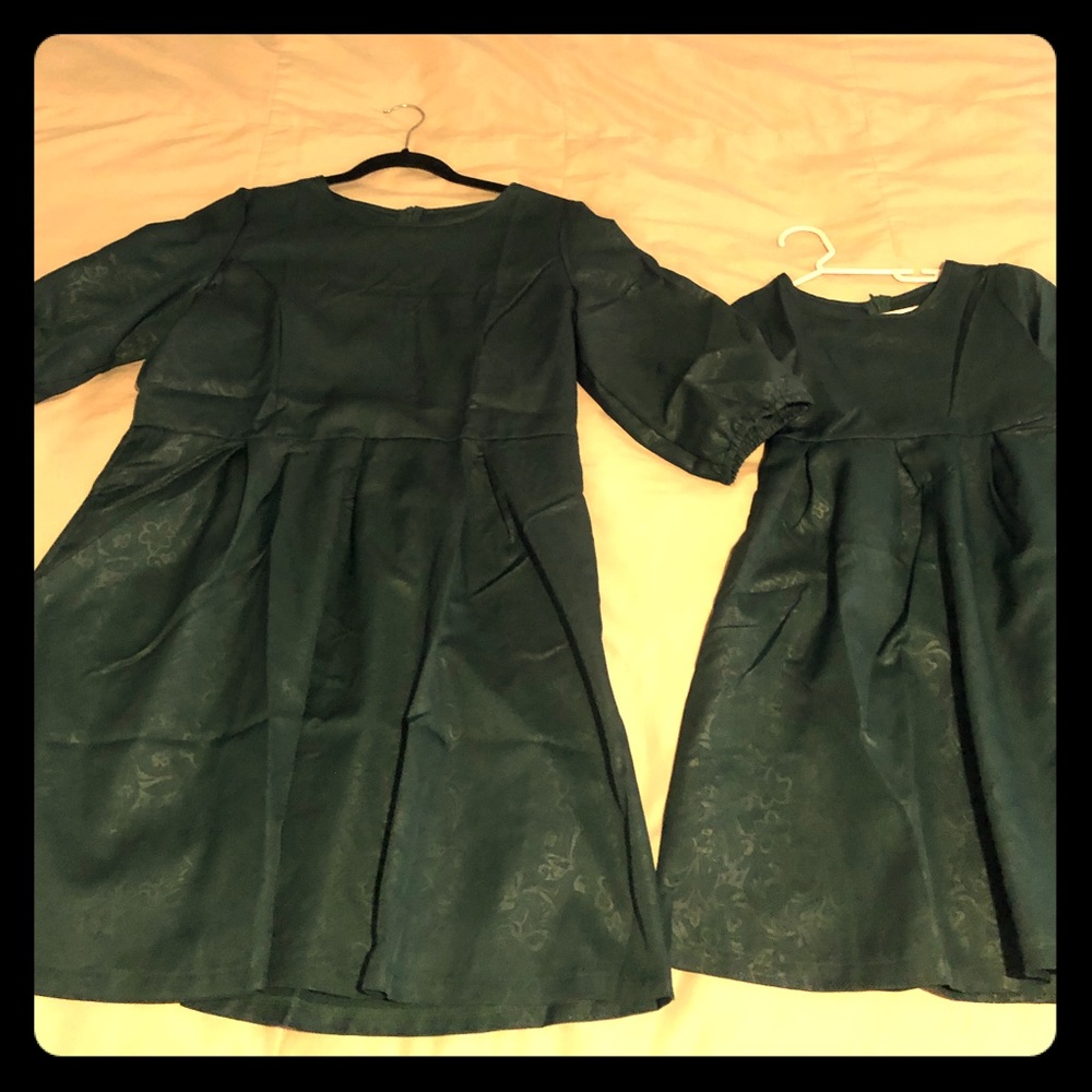 Mommy and Me Christmas Dresses